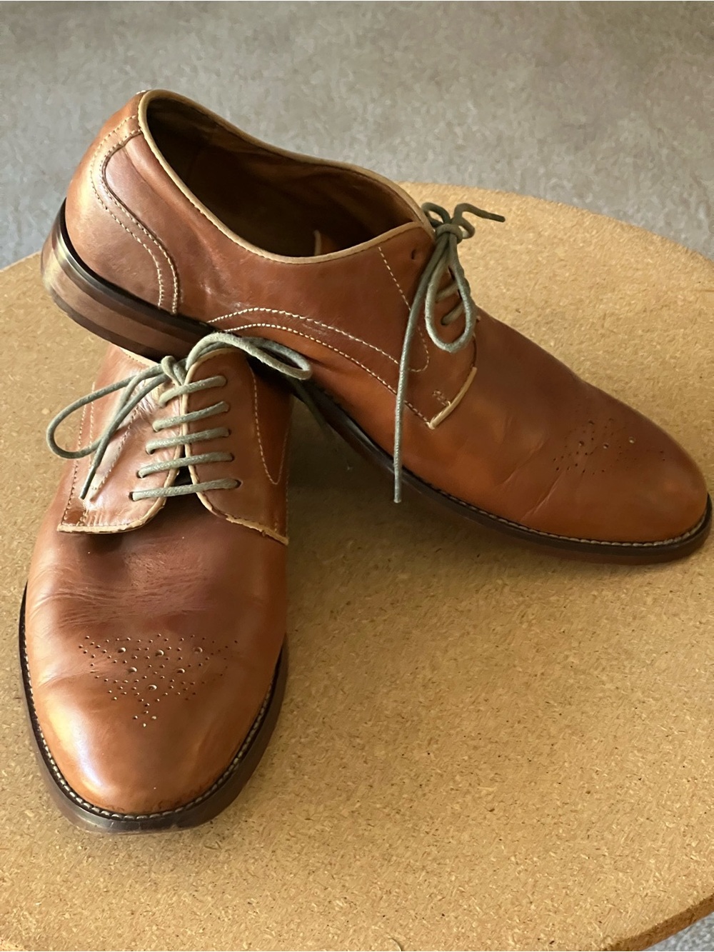 Joseph Abboud Men's Brown Leather Derby Shoes with Light Gray Laces